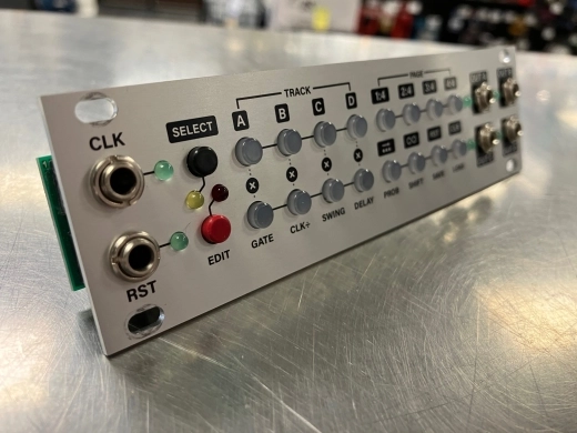 Intellijel - STEPPY-1U 3